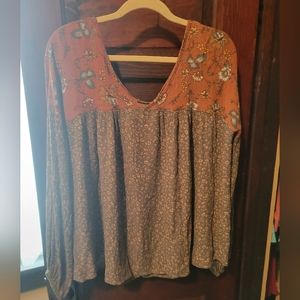 Size Small boutique top